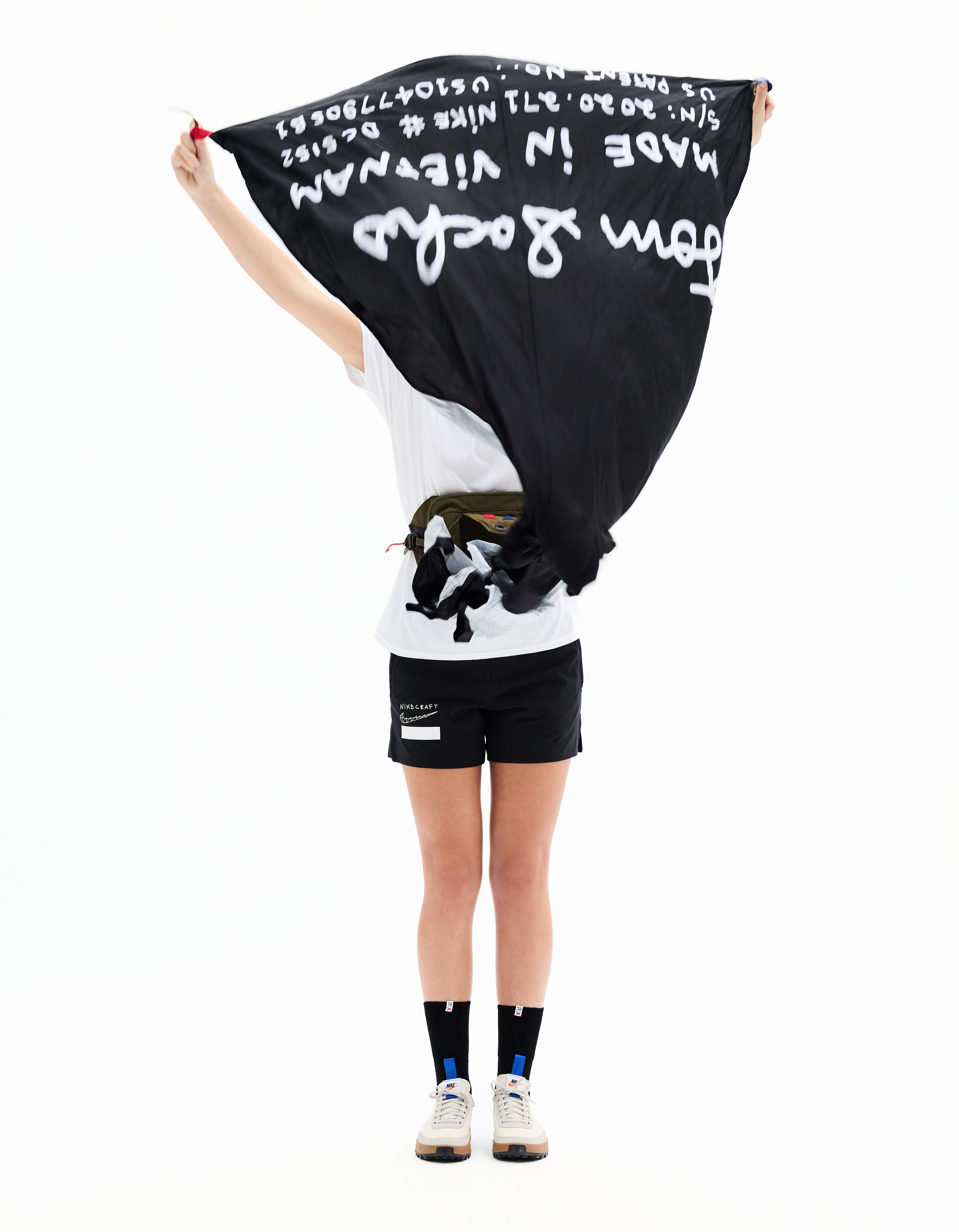 Exploding Poncho 2.0 – Tom Sachs Store