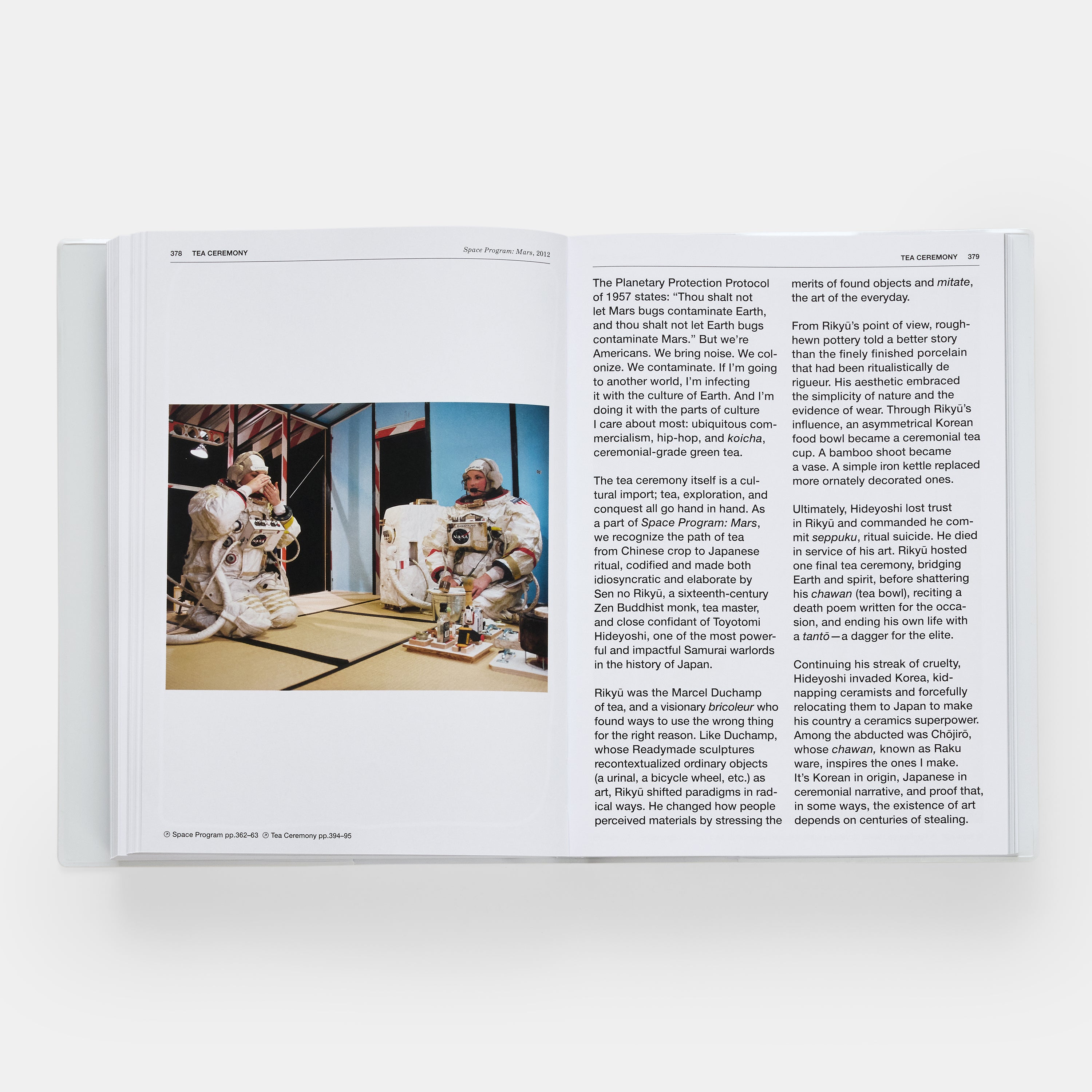 トム サックス Tom Sachs 作品集 画集 　 洋書 Tom Sachs Guide | Standard Edition | 9781838665104-p – Phaidon