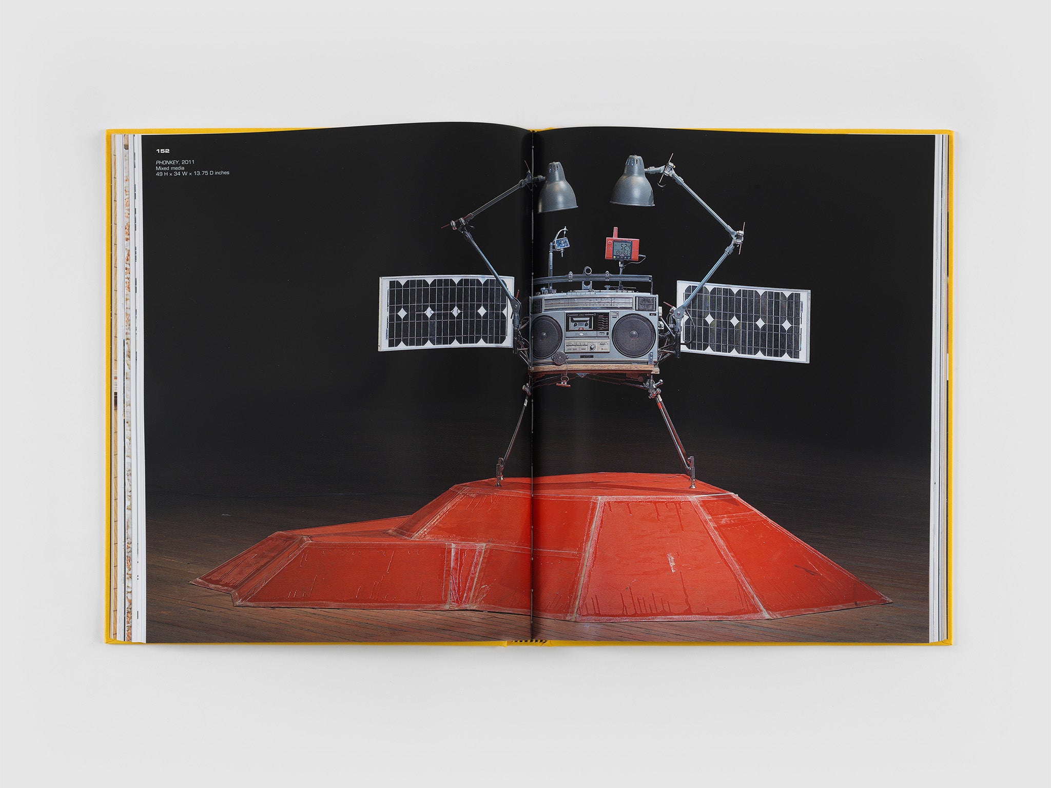Tom Sachs: Space Program: Tom Sachs: 9780847832262: : Books